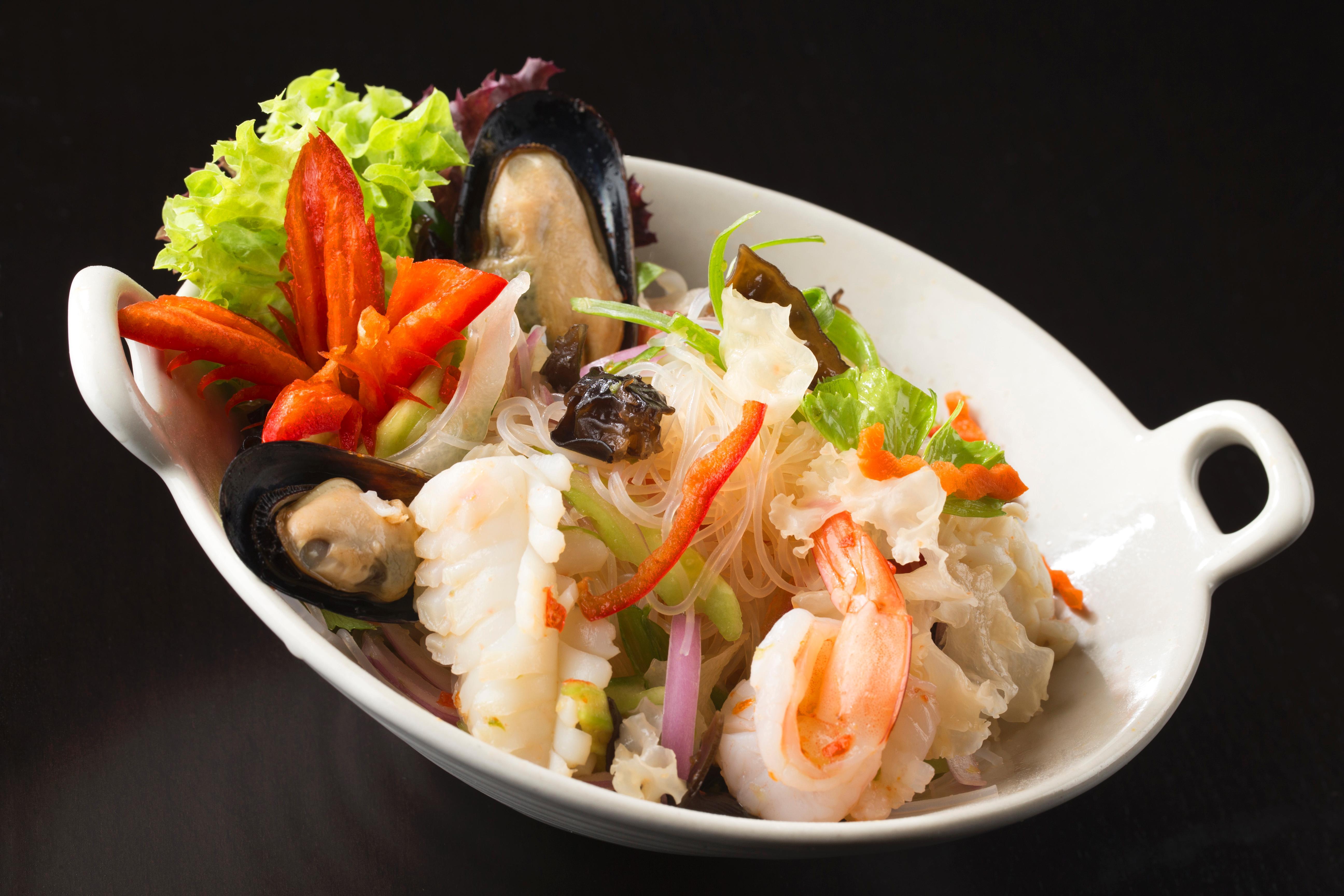 Dusit Thani Hotel 5*