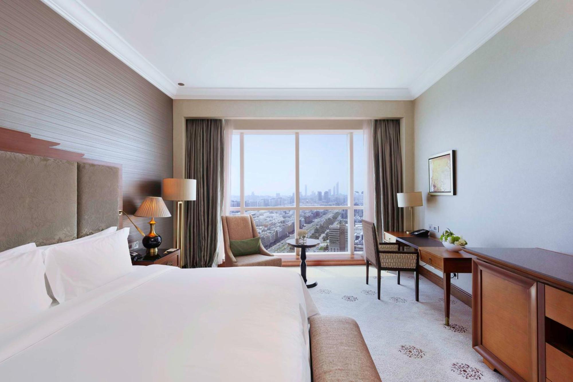 Dusit Thani Hotel Abu Dhabi
