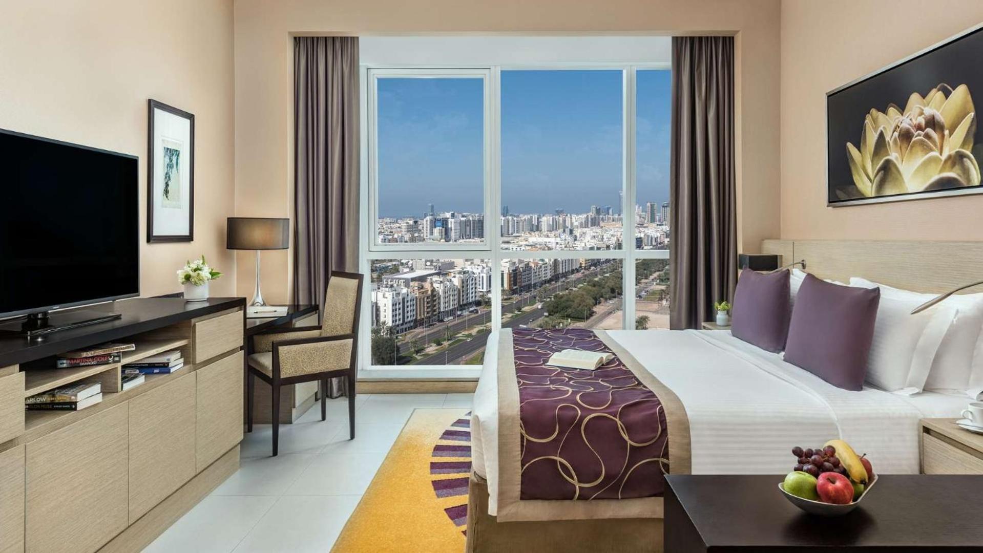 Dusit Thani Hotel